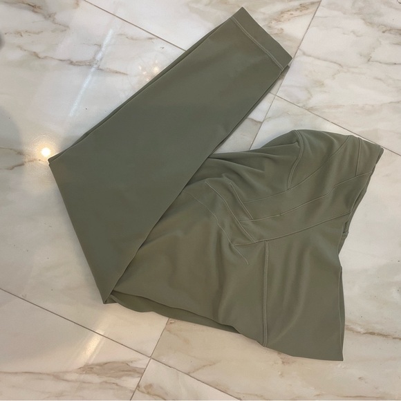 Lululemon leggings Nulu fold high rise leggings 25” inseam rosemary green soft - Picture 5 of 12